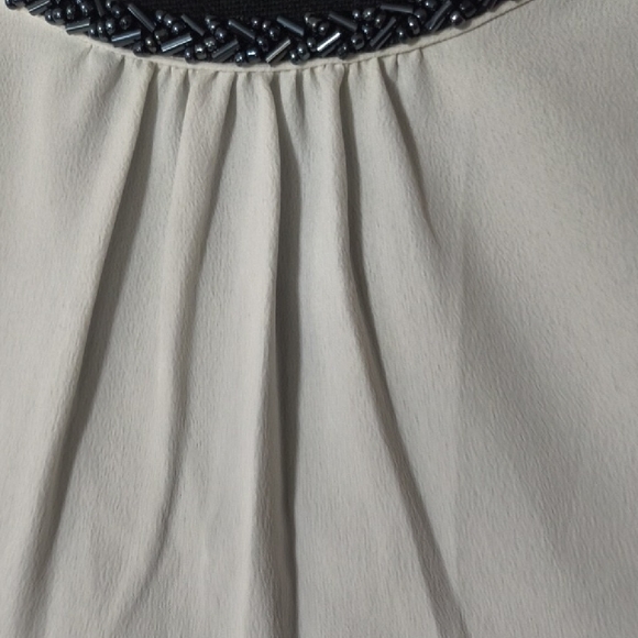 Liz Claiborne White Pleated Tank Top With Beaded Collar XL - Picture 4 of 7